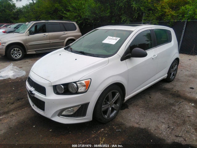 Chevrolet Sonic Rs 2015 1G1JH6SB8F4150298 Image 2