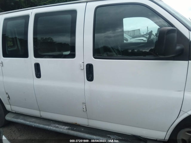 GMC SAVANA CARGO VAN 2015 1GTW7FCF7F1908070 Image 13