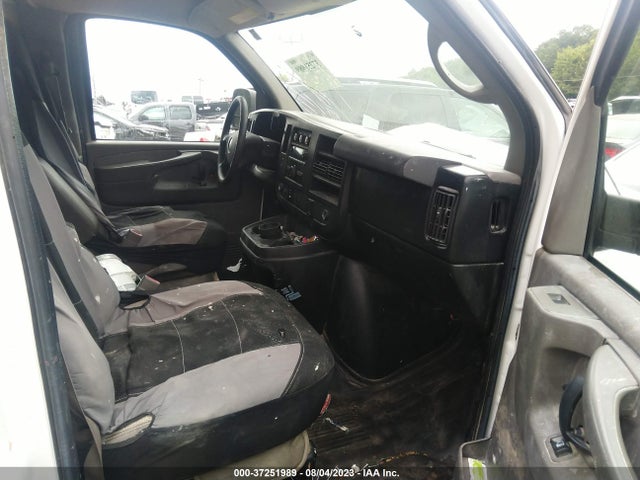 GMC SAVANA CARGO VAN 2015 1GTW7FCF7F1908070 Image 5