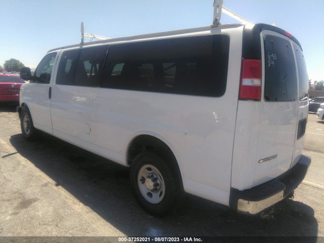 Chevrolet Express Passenger Lt 2017 1GAZGPFG7H1342463 Image 3