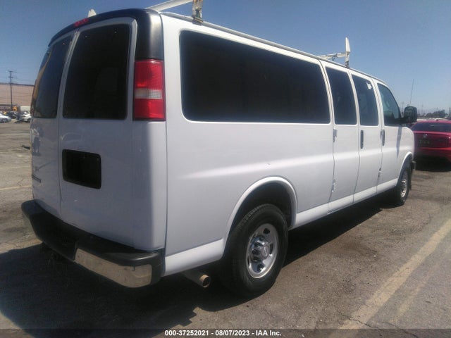 Chevrolet Express Passenger Lt 2017 1GAZGPFG7H1342463 Image 4