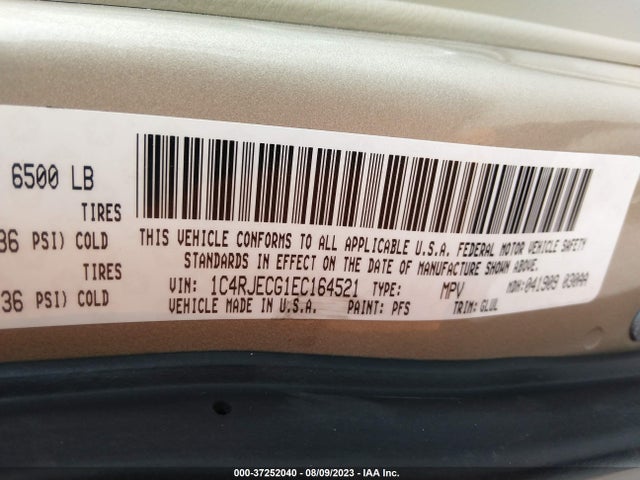 2014 JEEP GRAND CHEROKEE OVERLAND VIN: 1C4RJECG1EC164521