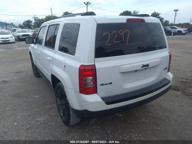 1C4NJRBB0FD412863 Jeep Patriot Altitude Edition