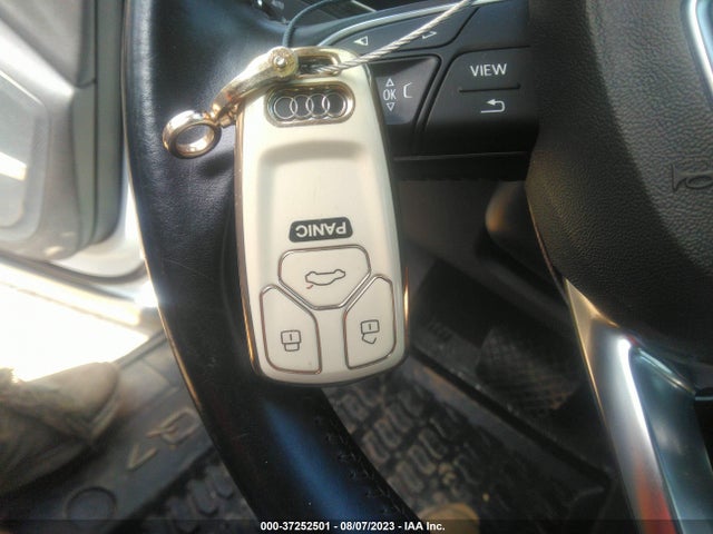 WA1LAAF75HD003169 Audi Q7 Premium Plus