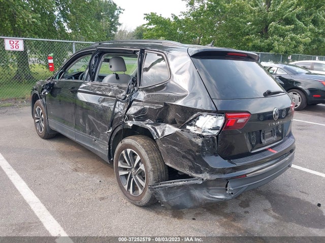 3VV0B7AXXNM111305 Volkswagen TIGUAN S