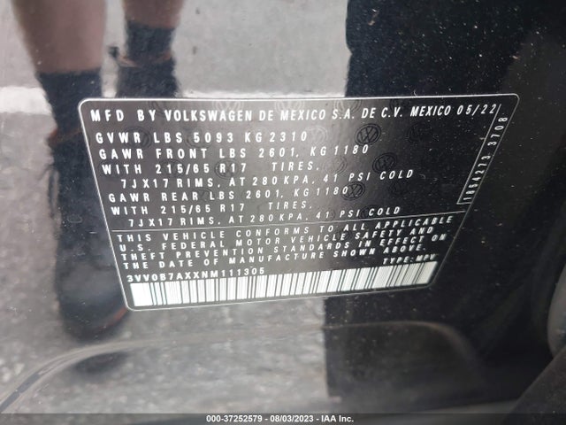 3VV0B7AXXNM111305 Volkswagen TIGUAN S