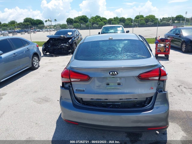KIA FORTE S 2017 3KPFL4A79HE095312 Image 16