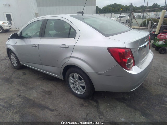 Chevrolet SONIC LT 2015 1G1JC5SH3F4174649 Image 3