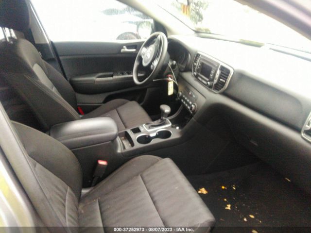 KNDPMCAC6K7519707 KIA Sportage Lx