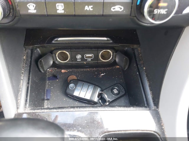 KIA OPTIMA EX 2017 5XXGU4L39HG129686 Image 11