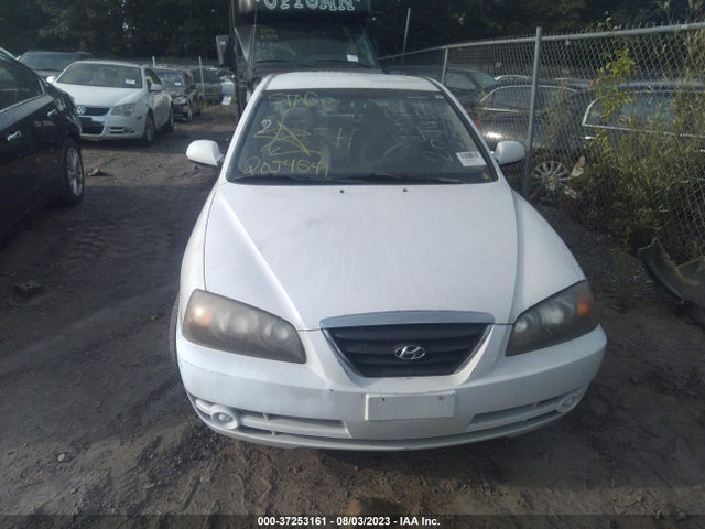 2004 HYUNDAI ELANTRA GLS/GT VIN: KMHDN46D74U884369