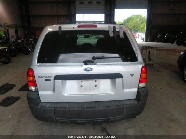 2007 FORD ESCAPE XLT VIN: 1FMYU93147KA28894