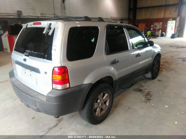 2007 FORD ESCAPE XLT VIN: 1FMYU93147KA28894