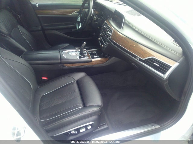 BMW 7 Series 750i Xdrive 2016 WBA7F2C53GG420446 Image 5