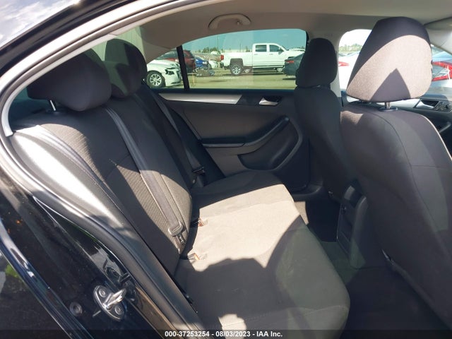 3VWD17AJ6FM218364 Volkswagen Jetta Sedan 1.8t Se