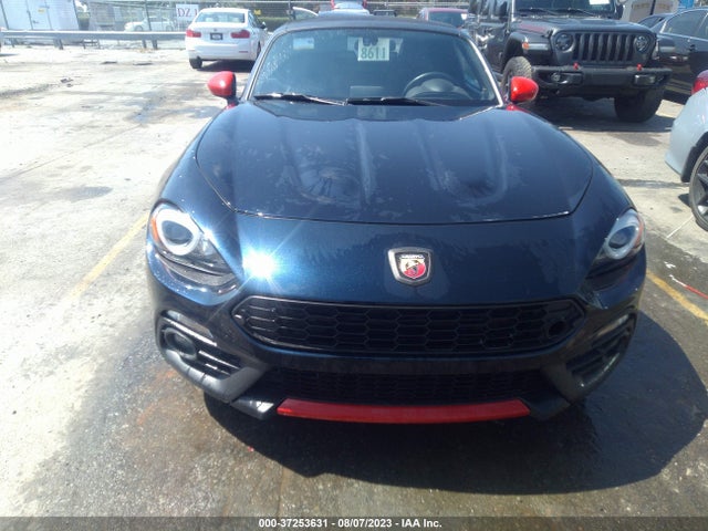 JC1NFAEK8L0145888 Fiat 124 Spider Abarth