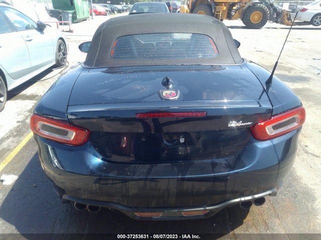 JC1NFAEK8L0145888 Fiat 124 Spider Abarth
