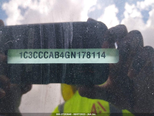 1C3CCCAB4GN178114 Chrysler 200 Limited
