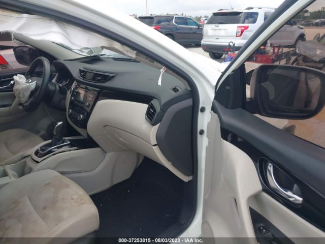 JN1BJ1CPXJW187883 Nissan Rogue Sport Sv