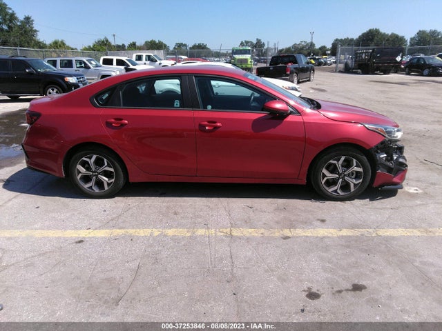 2021 KIA FORTE LXS VIN: 3KPF24AD3ME335067