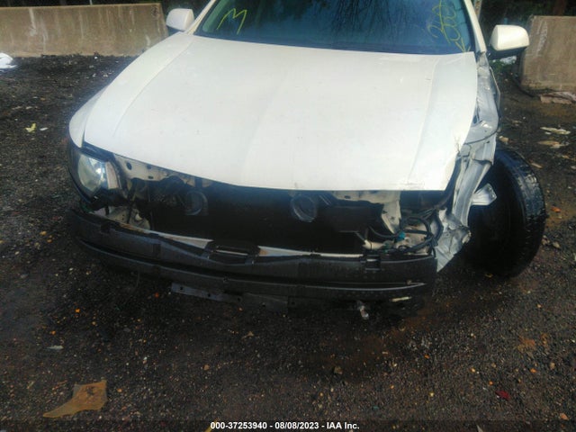 2011 ACURA TSX VIN: JH4CU2F64BC008773