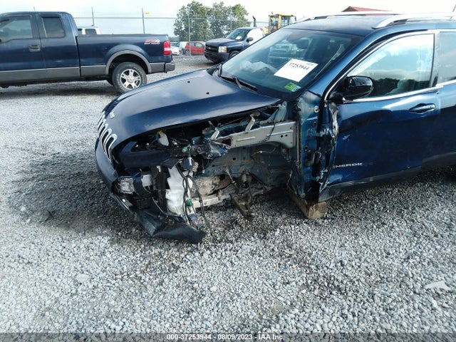 1C4PJMLB4JD548058 Jeep Cherokee Latitude Plus 4x4