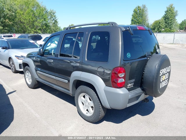 2005 JEEP LIBERTY SPORT VIN: 1J4GL48K75W519712
