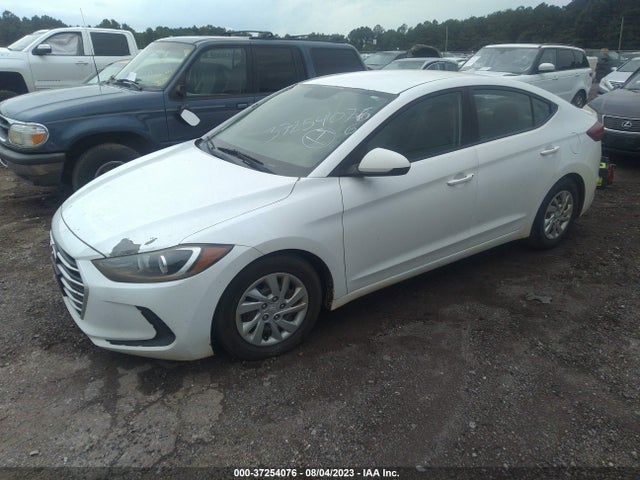 Hyundai ELANTRA SE 2017 5NPD74LF1HH148872 Image 2