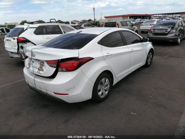 2016 HYUNDAI ELANTRA SE VIN: 5NPDH4AE3GH713550