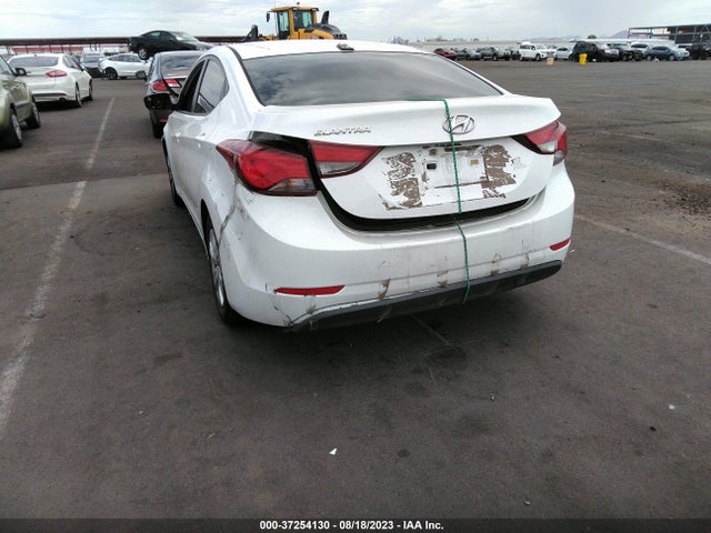 2016 HYUNDAI ELANTRA SE VIN: 5NPDH4AE3GH713550