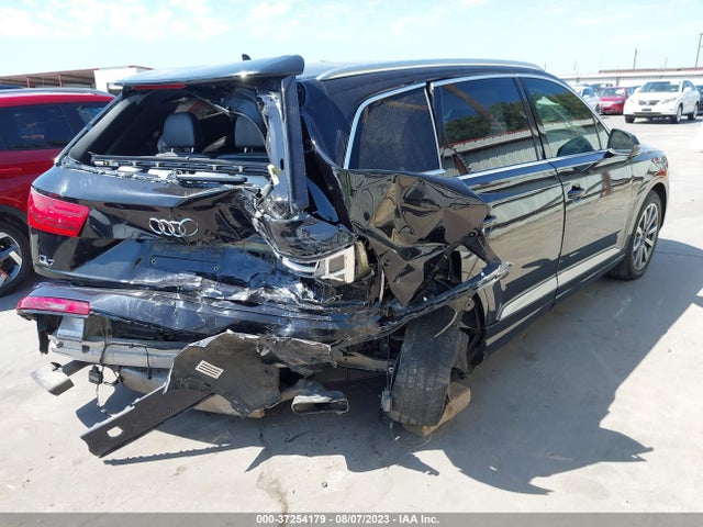 WA1LAAF76HD034608 Audi Q7 Premium Plus