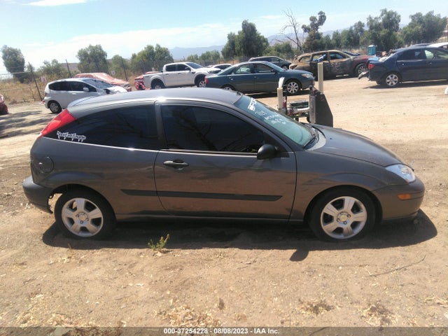 2003 FORD FOCUS ZX3 VIN: 3FAFP31Z53R145520