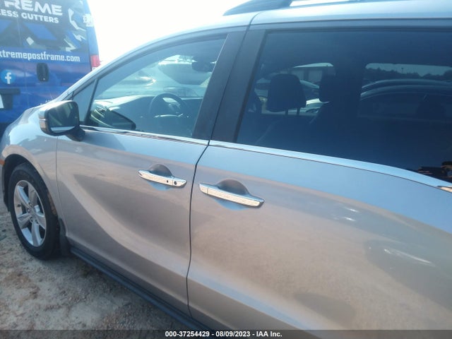 2018 HONDA ODYSSEY EX-L VIN: 5FNRL6H76JB106216