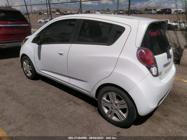 Chevrolet SPARK LS 2014 KL8CA6S93EC444867 Image 3