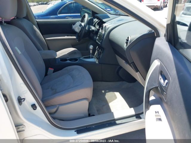 JN8AS5MT5EW616124 Nissan Rogue Select S