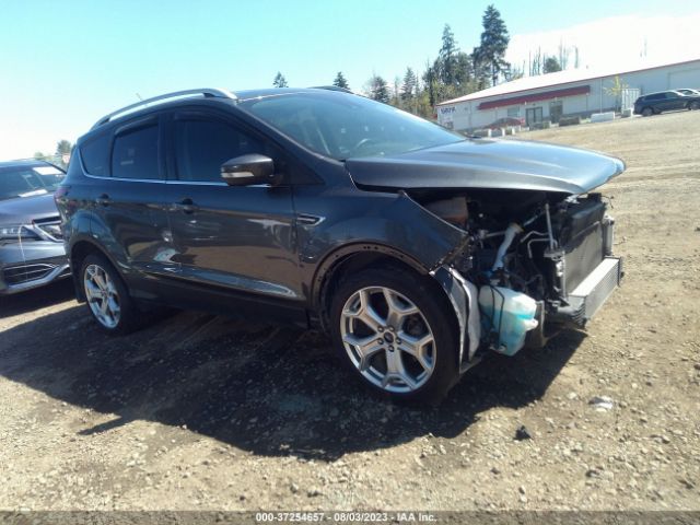 1FMCU9J99KUB28960 Ford Escape Titanium