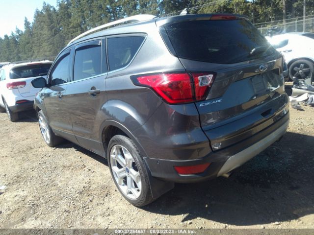 1FMCU9J99KUB28960 Ford Escape Titanium