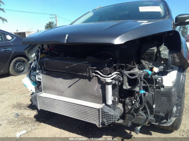 1FMCU9J99KUB28960 Ford Escape Titanium