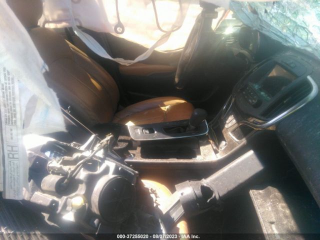 1G4GB5G3XGF167121 Buick Lacrosse Leather