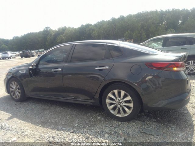 5XXGT4L32JG231131 KIA Optima S