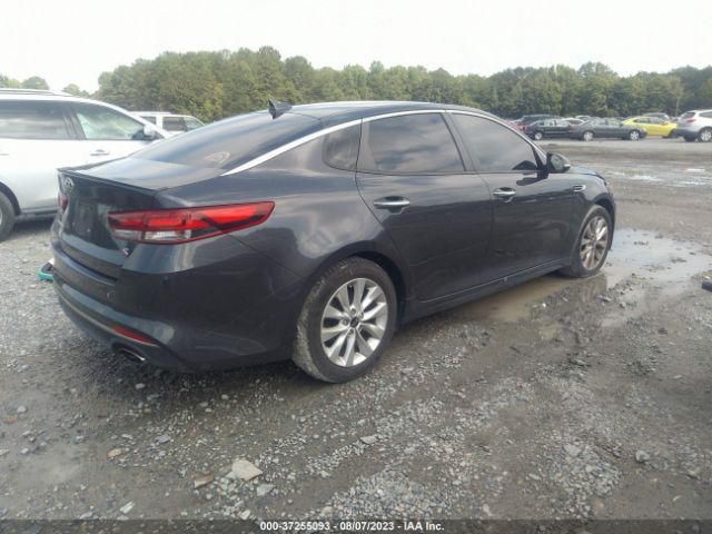 5XXGT4L32JG231131 KIA Optima S