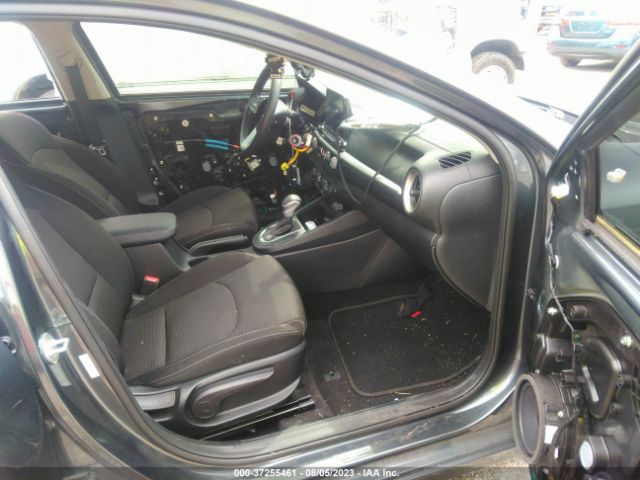 3KPF24AD0ME363439 KIA Forte Lxs
