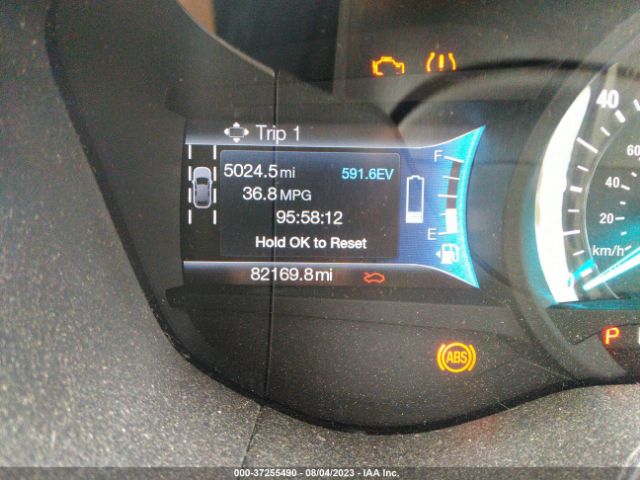 3FA6P0RU0KR105447 Ford Fusion Hybrid Titanium