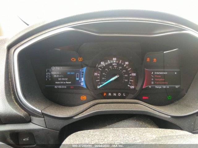 3FA6P0RU0KR105447 Ford Fusion Hybrid Titanium
