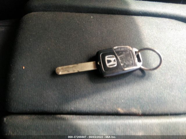 2HGFC2F65KH560816 Honda Civic Sedan Lx