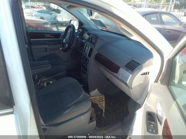 2010 CHRYSLER TOWN & COUNTRY TOURING VIN: 2A4RR5D12AR113365