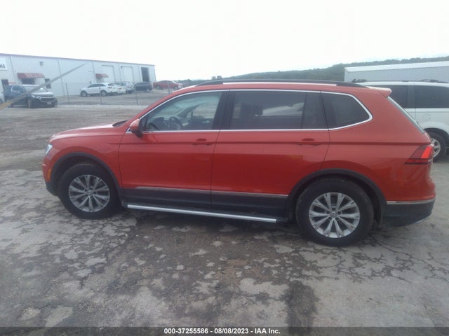 3VV2B7AX0JM030025 Volkswagen Tiguan Sel/se