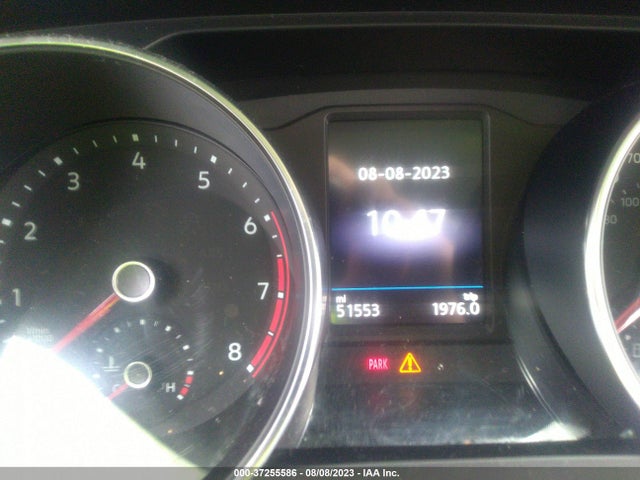 3VV2B7AX0JM030025 Volkswagen Tiguan Sel/se