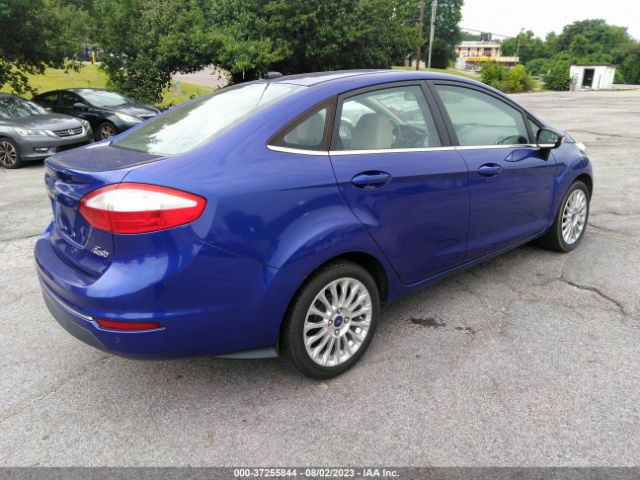 3FADP4CJ0FM105755 Ford Fiesta Titanium
