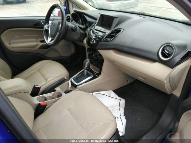 3FADP4CJ0FM105755 Ford Fiesta Titanium